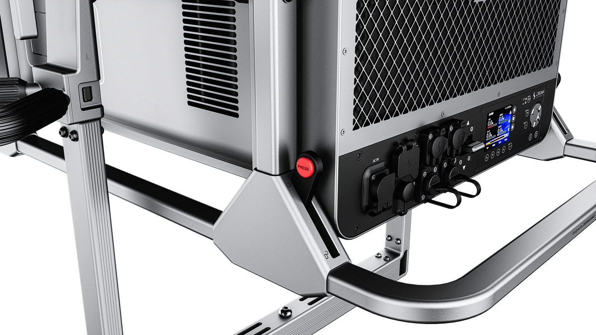 Creamsource C3 3000W LED Fresnel